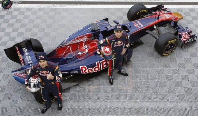 Формула 1: Сезон 2011 открыт (42 фото)