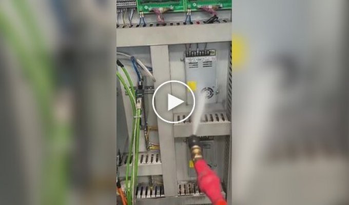 Освежающий душ для электроники