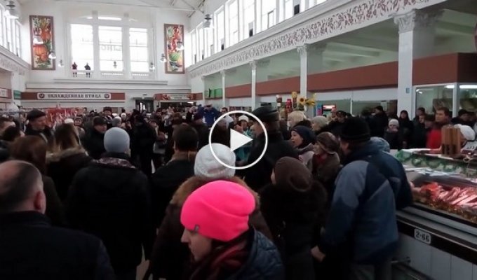Харьков. Флешмоб на центральном рынке вместе с хором ХАТМК