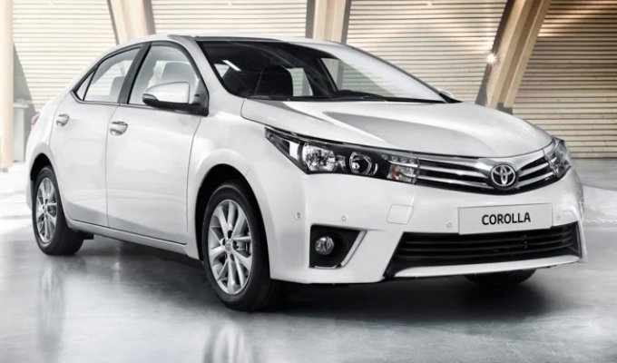 Toyota and Lexus have been recognized as the most reliable cars among all cars aged 5-10 years (2 photos)