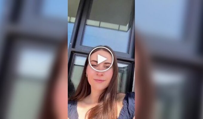 Хлопець потрапив у незручну ситуацію під час селфі з дівчиною
