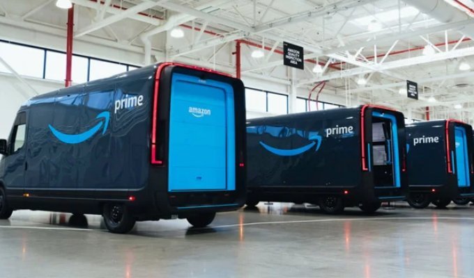 Федеральное расследование автомобилей Rivian после жалоб водителей на неисправности (3 фото)