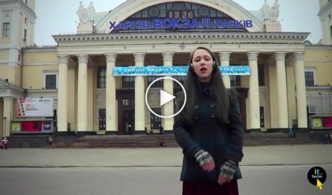 Харьковчанка спела Государственный гимн Украины на языке жестов