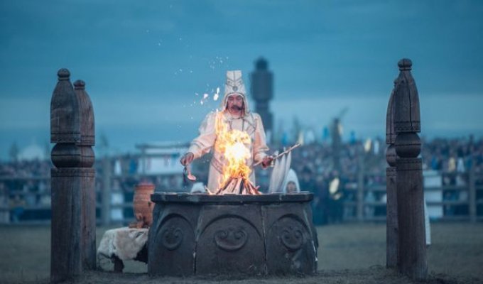 Празднование Ысыах - встреча солнца на Севере России (5 фото)