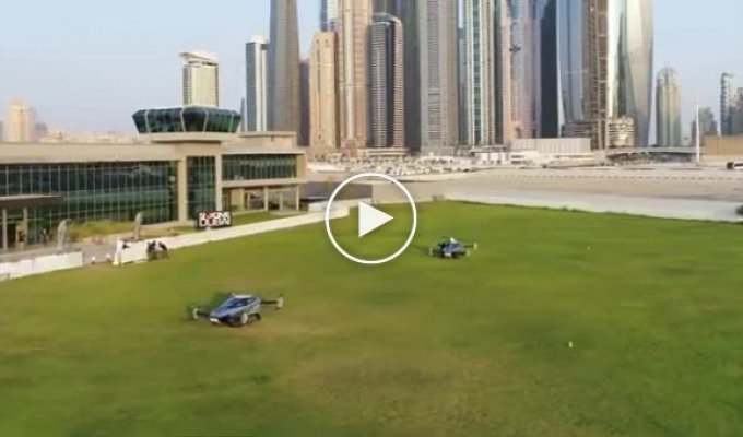 Компания XPeng представила в Дубае летающий электрокар