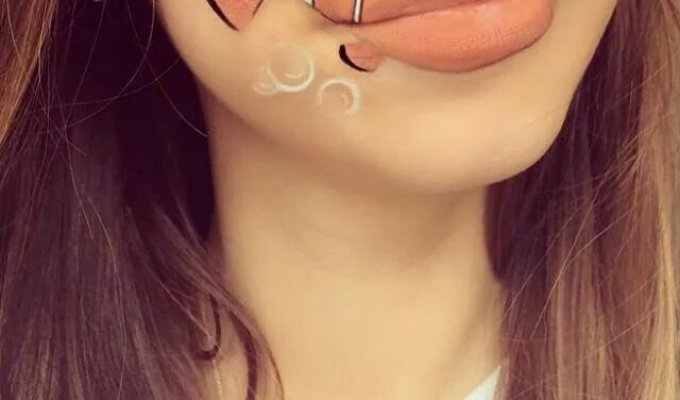 Диснеевский макияж губ (8 фото)