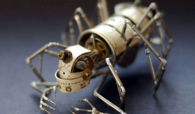 Механические насекомые из часовых механизмов (9 фото)