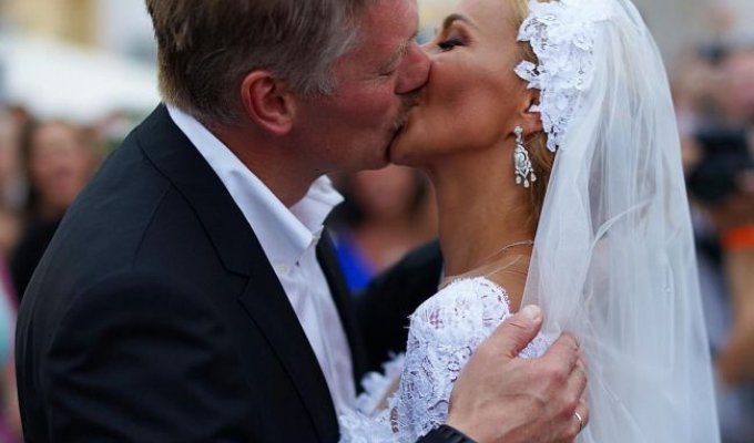 На свадебной церемонии Дмитрий Песков появился с часами стоимостью в 37,8 млн рублей (11 фото)