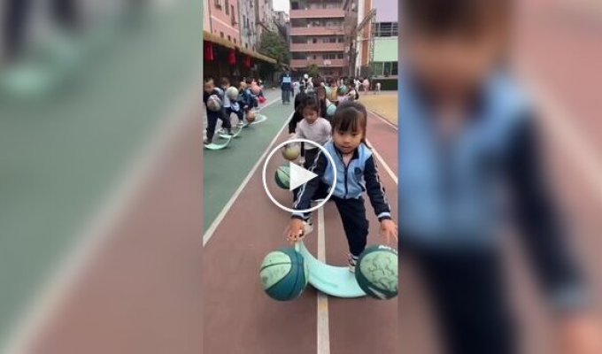 В детских садах в Китае физкультура превращена в полноценную тренировку