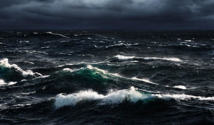 Що найстрашніше ви бачили в морі? (28 фото)