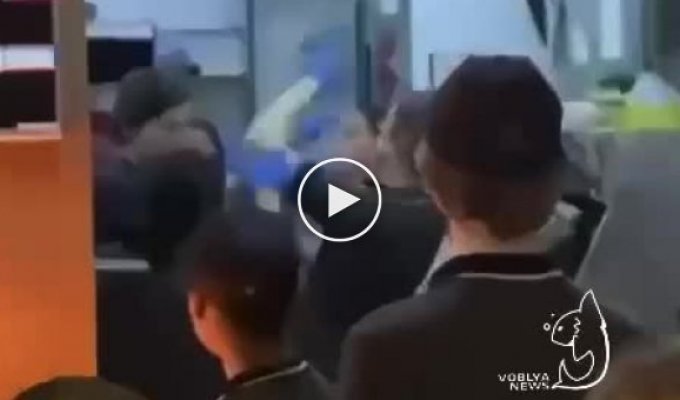 В московском ресторане «Вкусно и точка» произошла драка между сотрудниками
