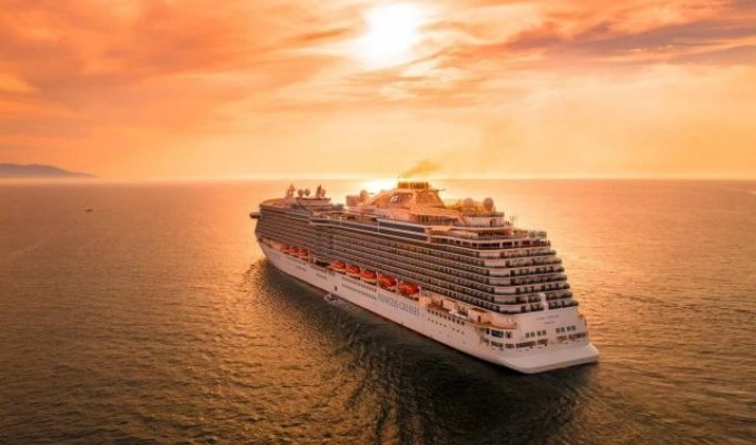 Turkish company offers to go on a cruise for three years around the world for 30 thousand dollars (5 photos)