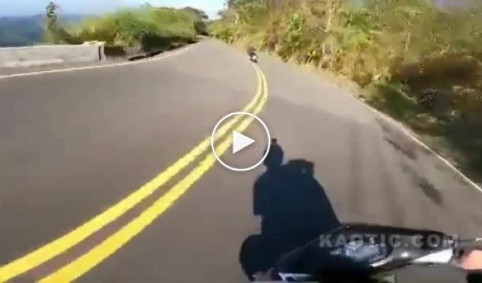Гонки на мотоциклах заканчиваются иногда плохо
