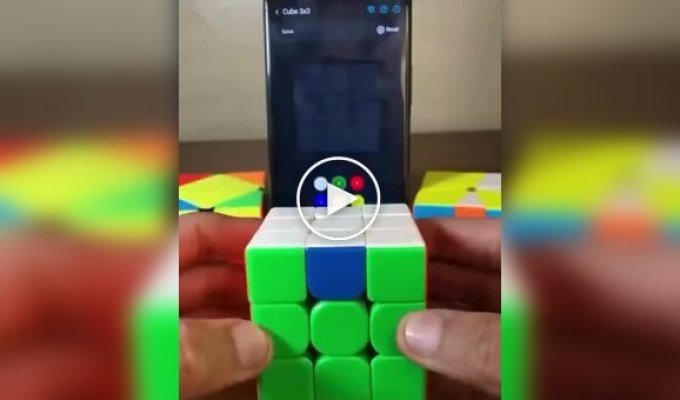 Как собрать кубик Рубика: ответ на видео