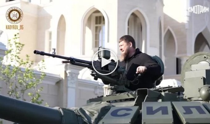 Кадыров на модернизированном танке Т-72