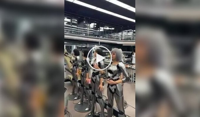 Mass production of robots at a factory in China