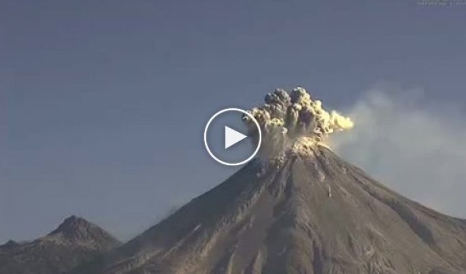 Извержение вулкана. Мексика
