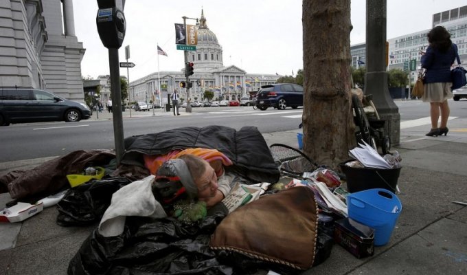 Проблема бездомности в разных городах мира (16 фото)