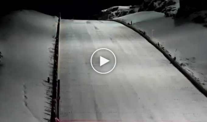 Рекордный прыжок на лыжах с трамплина