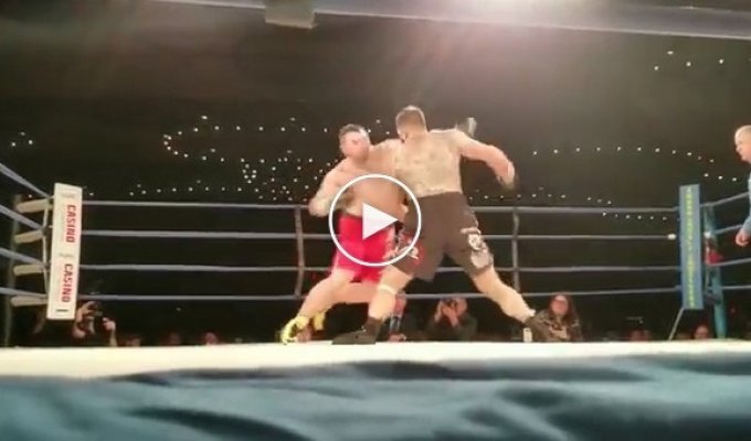 Появилось видео боксерского боя, после которого боец Хаг умер в больнице