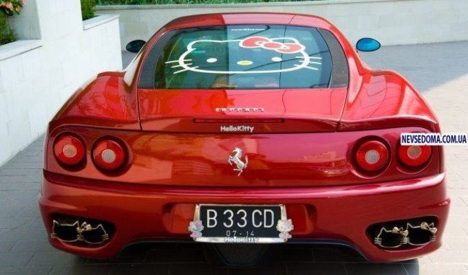 Ferrari 360 Modena в стиле “Hello Kitty” (8 фото)