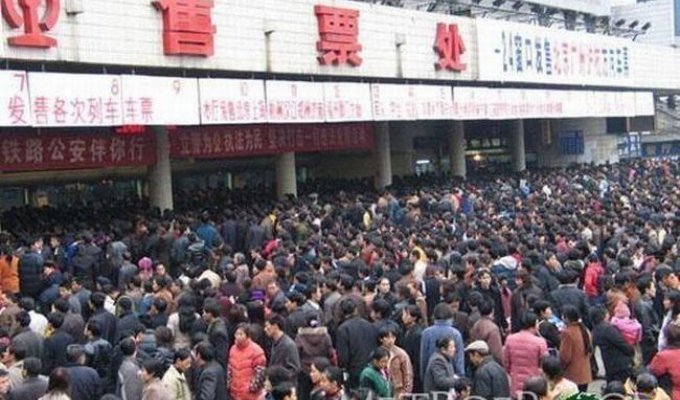 Китайская давка на вокзале (22 фото)