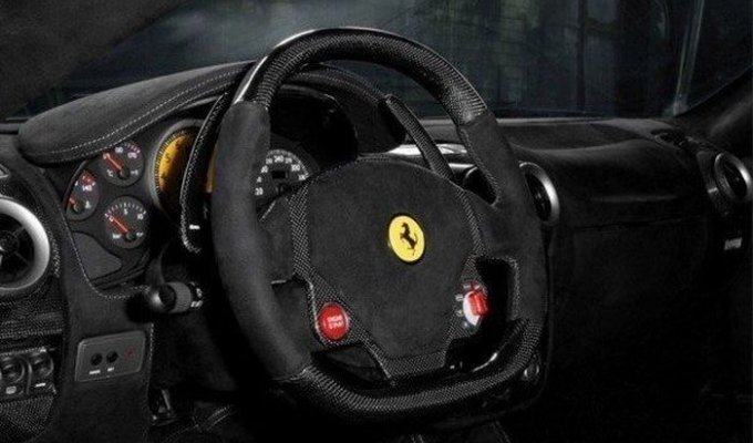 Основная функция нового Ferrari (4 фото)