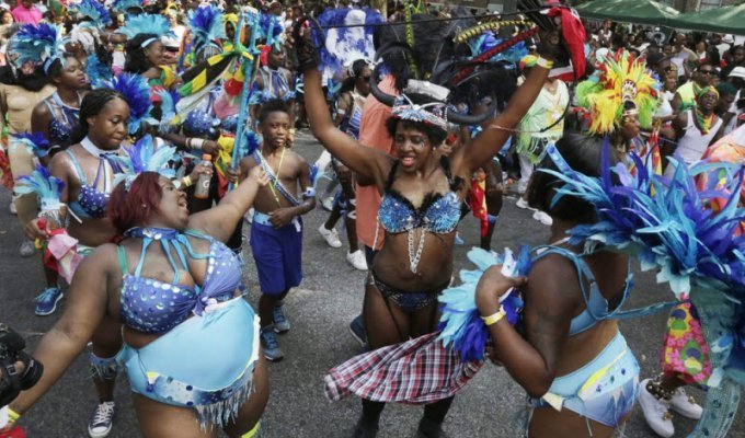 Ежегодный West Indian Day Parade (14 фото)