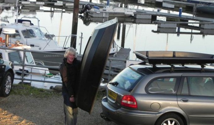 Автомобильная лодка-багажник (10 фото)