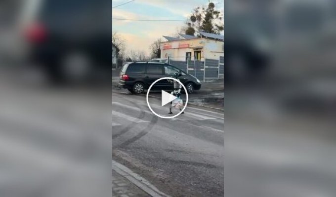 Робота в Польше отправили за пивом