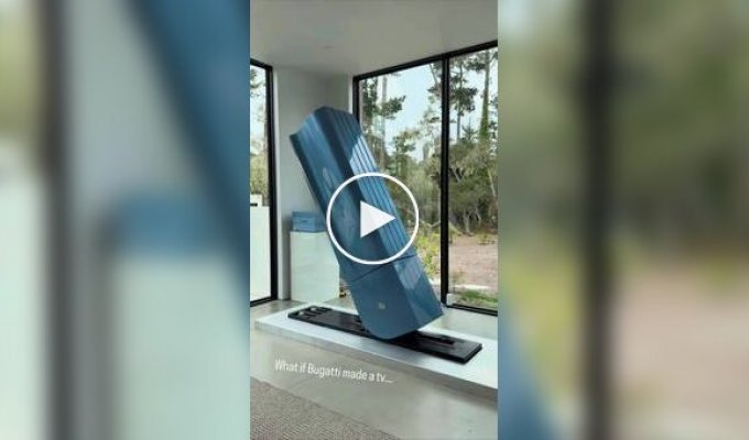 В соцсетях завирусился телевизор от Bugatti, который стоит 500 тысяч долларов