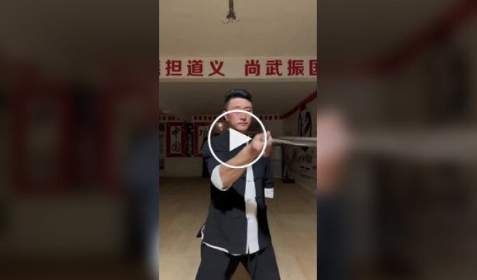 Мастер нунчаку: Когда техника граничит с магией