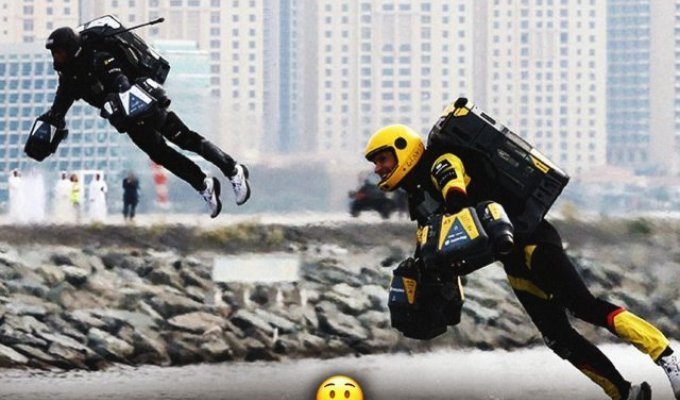The world's first jetpack race took place in Dubai (3 photos + video)