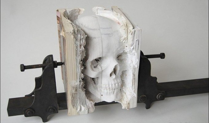 Бумажный череп от канадского дизайнера MASKULL LASSERRE (10 фото)