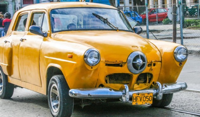 Старинные авто на улицах Гаваны (40 фото)