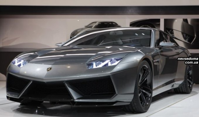 Lamborghini представила свой первый 4-дверный спорткар (20 фото)