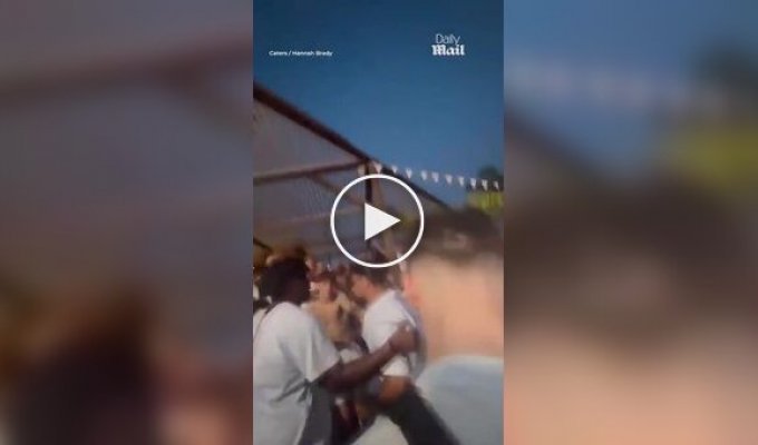 Туристы подрались в пляжном клубе