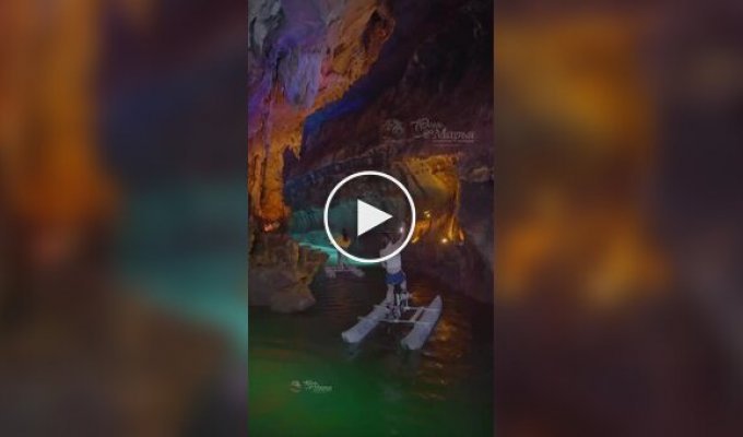 Прогулка на катамаране по подземной реке