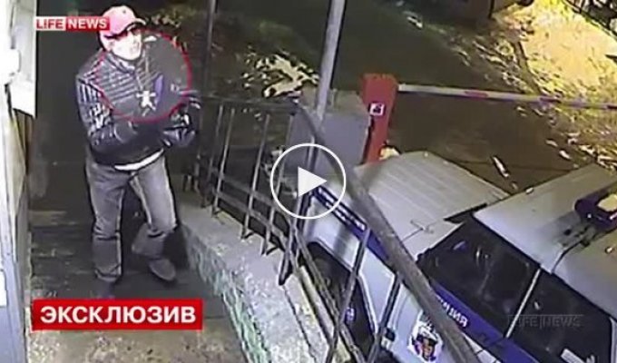 Напавшего на полицейских в Петербурге убили четырьмя выстрелами