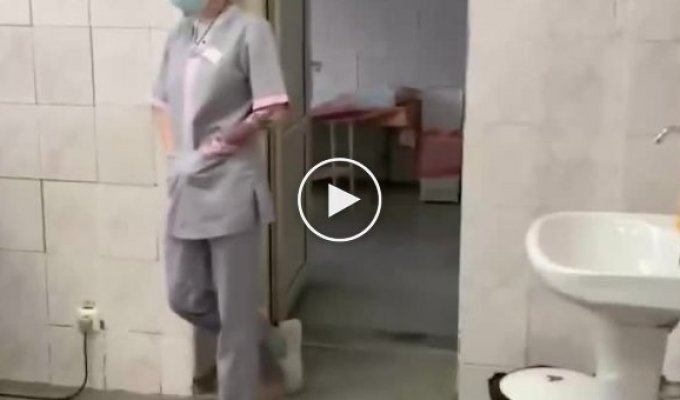 Пациентка напала на врача и попыталась выставить себя жертвой