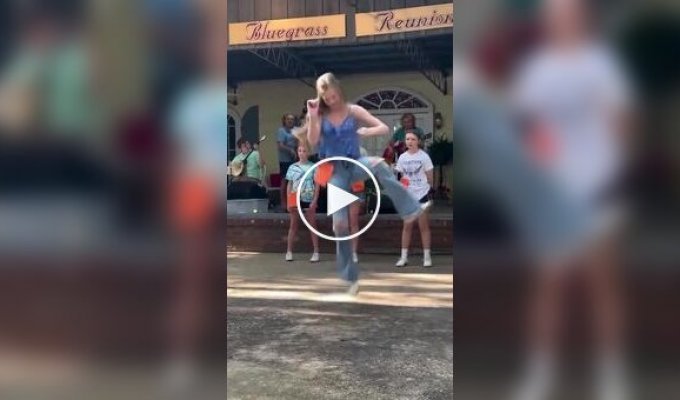 Невероятный ритм и энергия: Соло танец под блюграсс на фестивале