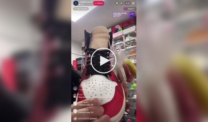 A new trick for sellers of fake sneakers in Chinese online stores