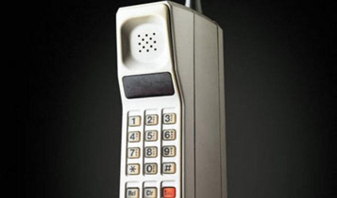 History of mobile phones in pictures (81 photos)