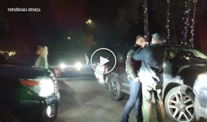 На журналиста УП Ткача напали во время съемок в Киевской области