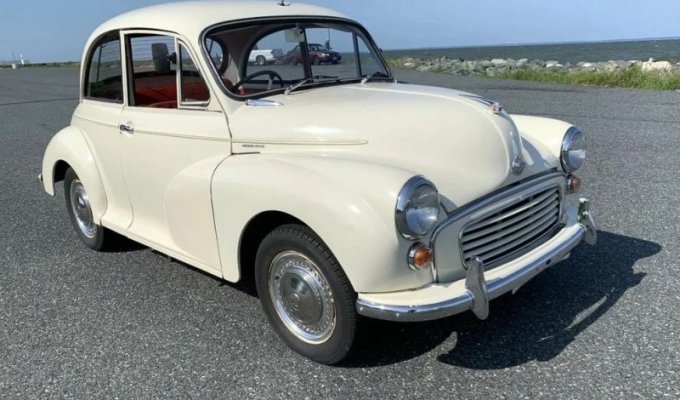Morris Minor 1000 — чисто английский автомобиль-долгожитель (23 фото)