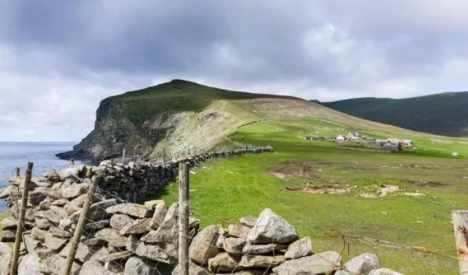 Почему на самом изолированном острове Шотландии Рождество отмечают в январе? (6 фото)