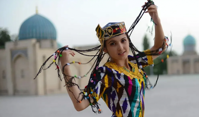 Звідки взялися узбецькі кіски, і що вони говорять про жінку (6 фото)