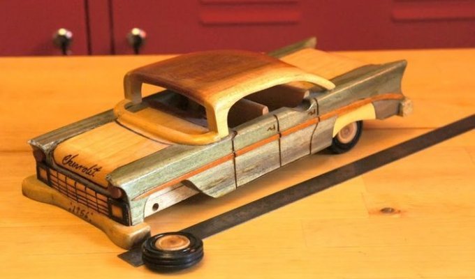 Самодельная модель авто из дерева (12 фото)