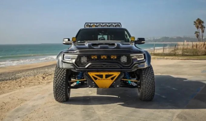 На продажу выставили пикап из кинофильма Форсаж (17 фото)