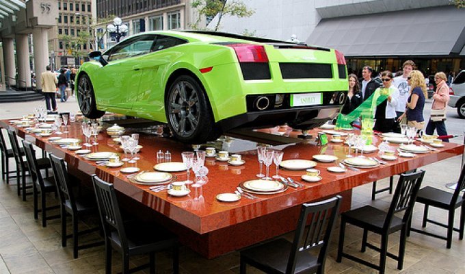 Lamborghini Gallardo против китайского фарфора (7 фото)